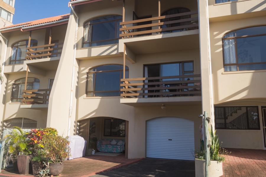 3 Bedroom Property for Sale in Scottburgh Central KwaZulu-Natal