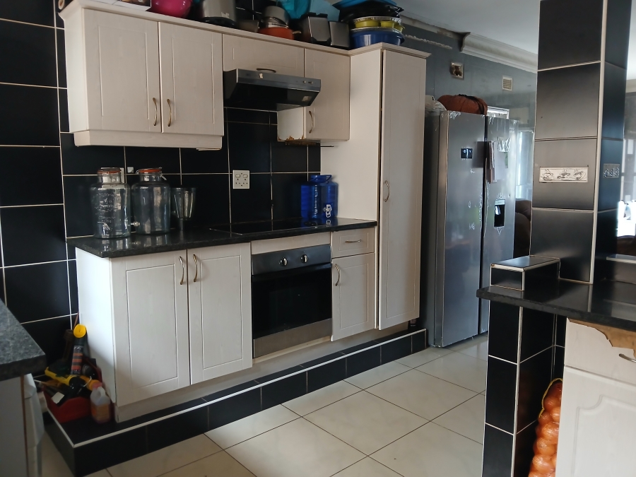 3 Bedroom Property for Sale in Mariannridge KwaZulu-Natal