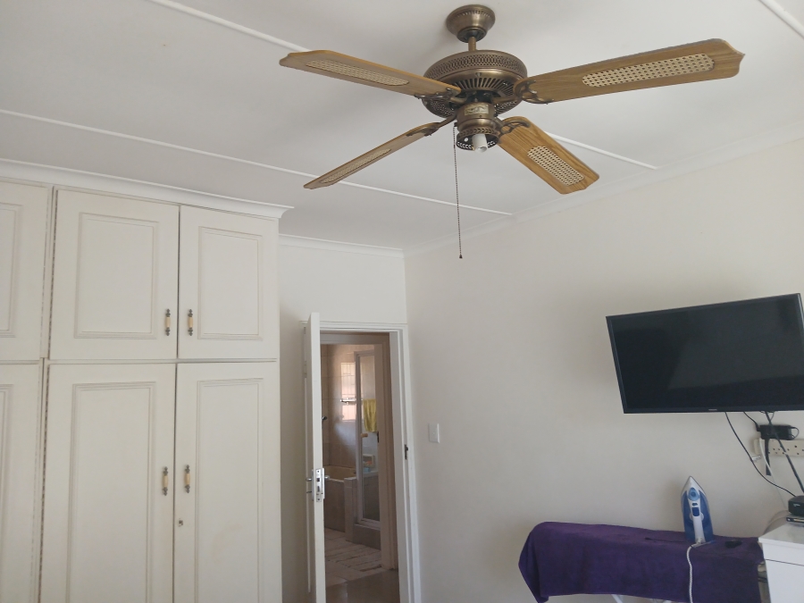 5 Bedroom Property for Sale in Westville Central KwaZulu-Natal