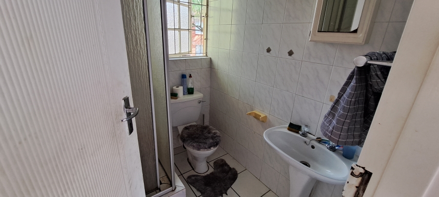 2 Bedroom Property for Sale in Scottsville KwaZulu-Natal