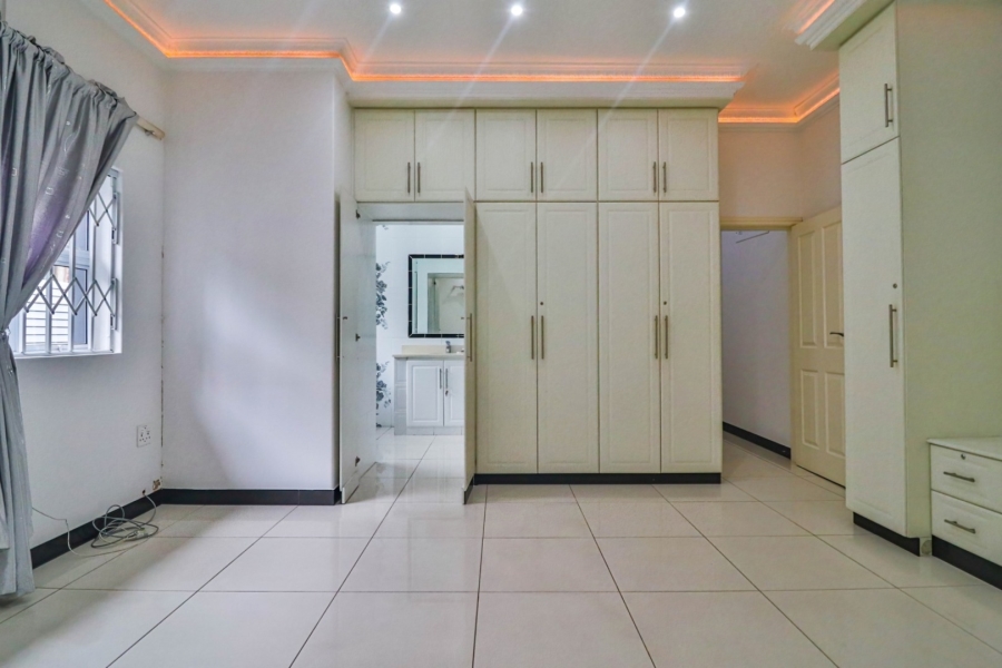 3 Bedroom Property for Sale in Grosvenor KwaZulu-Natal