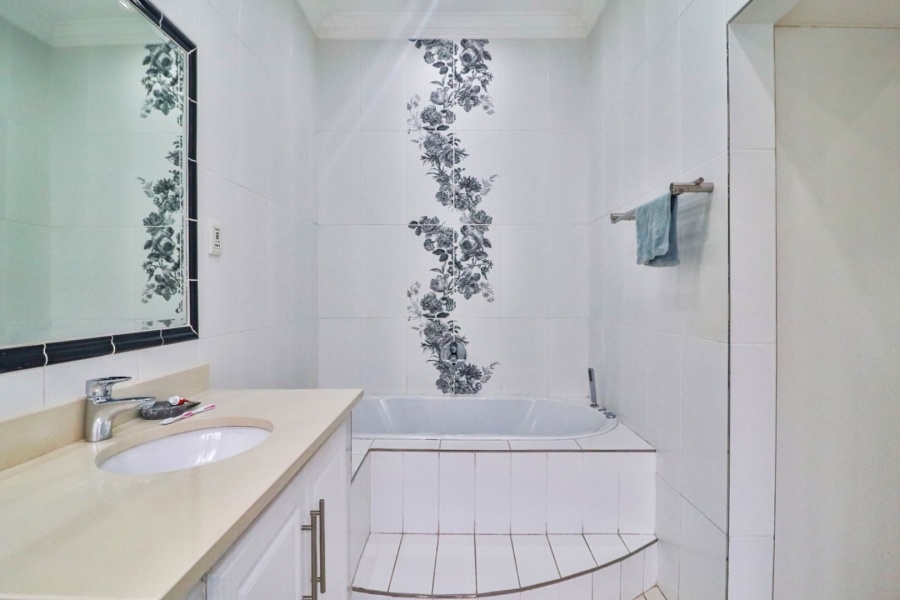 3 Bedroom Property for Sale in Grosvenor KwaZulu-Natal