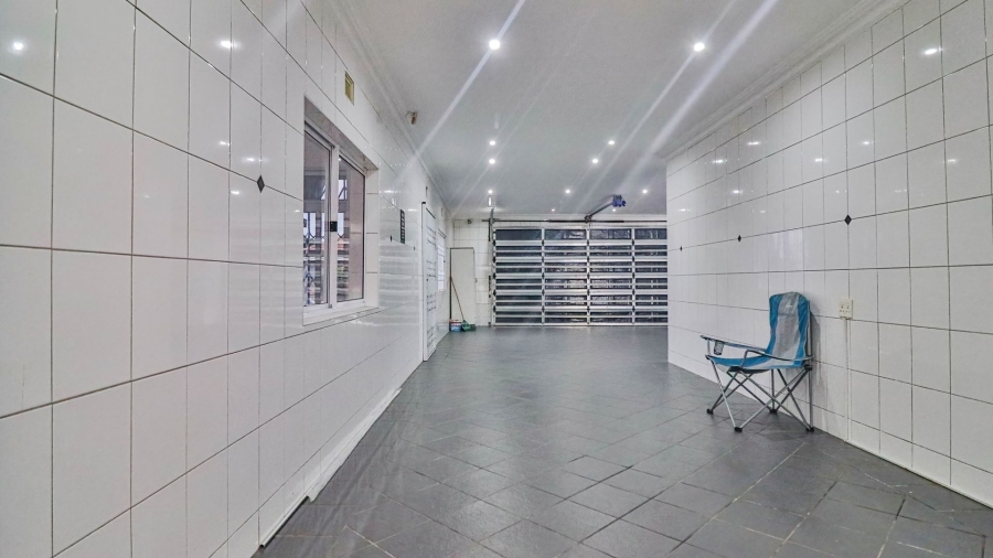 3 Bedroom Property for Sale in Grosvenor KwaZulu-Natal