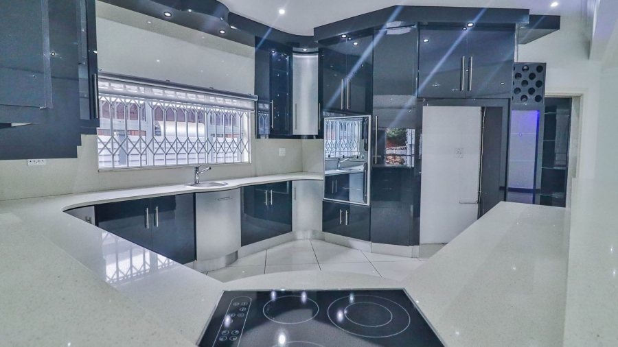 3 Bedroom Property for Sale in Grosvenor KwaZulu-Natal