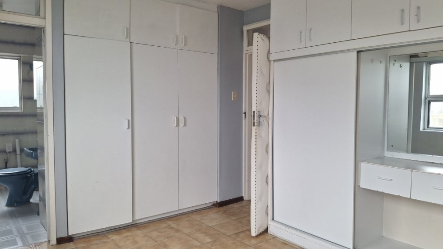 2 Bedroom Property for Sale in Amanzimtoti KwaZulu-Natal