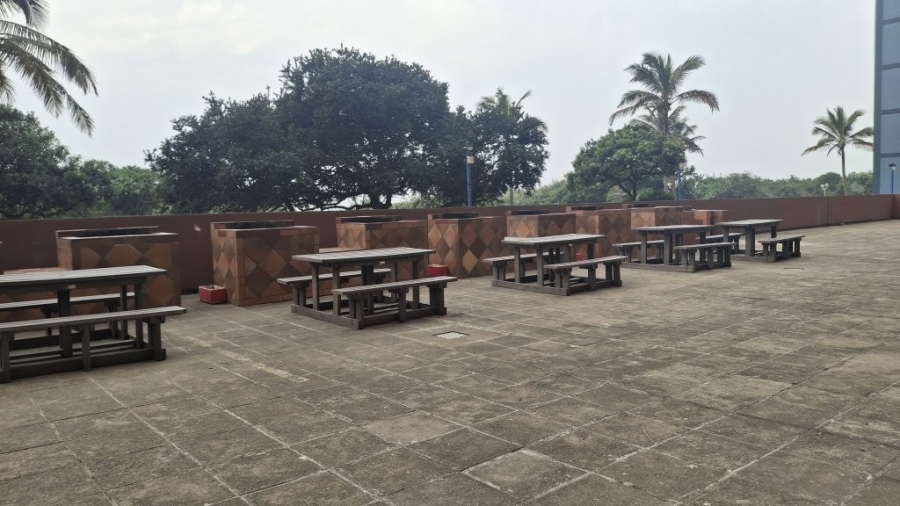 2 Bedroom Property for Sale in Amanzimtoti KwaZulu-Natal