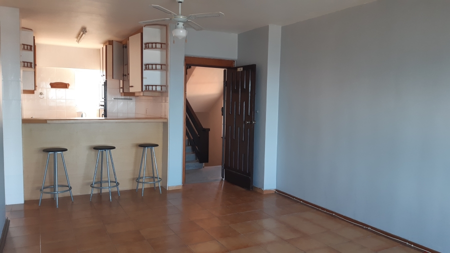 2 Bedroom Property for Sale in Amanzimtoti KwaZulu-Natal