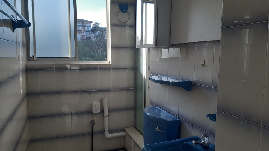 2 Bedroom Property for Sale in Amanzimtoti KwaZulu-Natal