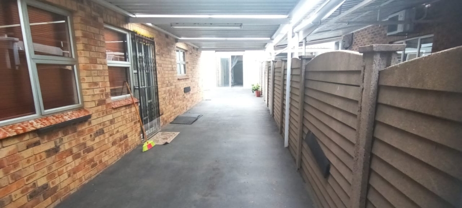 To Let 1 Bedroom Property for Rent in Merebank East KwaZulu-Natal