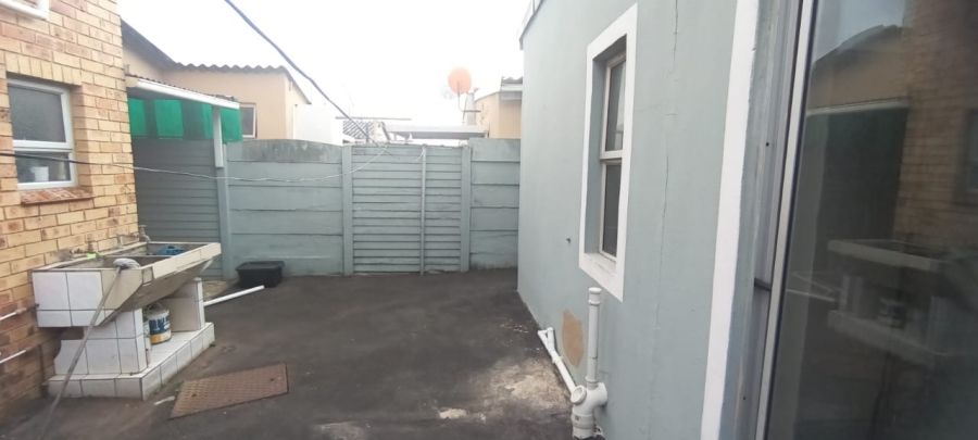 To Let 1 Bedroom Property for Rent in Merebank East KwaZulu-Natal