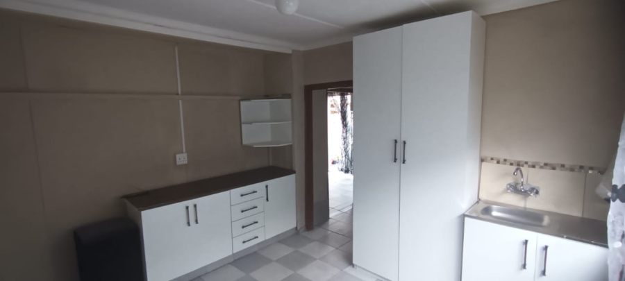 To Let 1 Bedroom Property for Rent in Merebank East KwaZulu-Natal