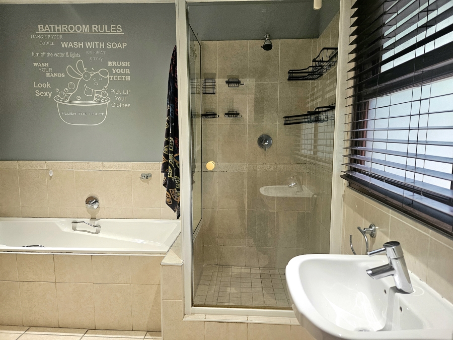 4 Bedroom Property for Sale in Westville Central KwaZulu-Natal