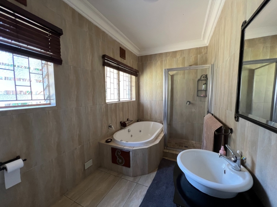 3 Bedroom Property for Sale in Fynnland KwaZulu-Natal