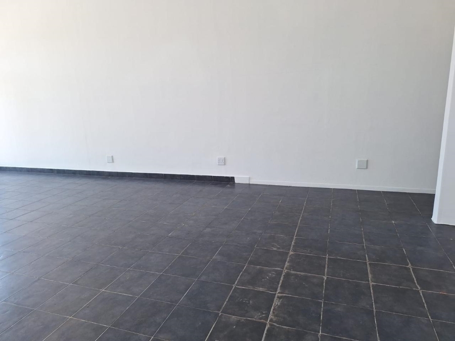 To Let commercial Property for Rent in Glen Ashley KwaZulu-Natal