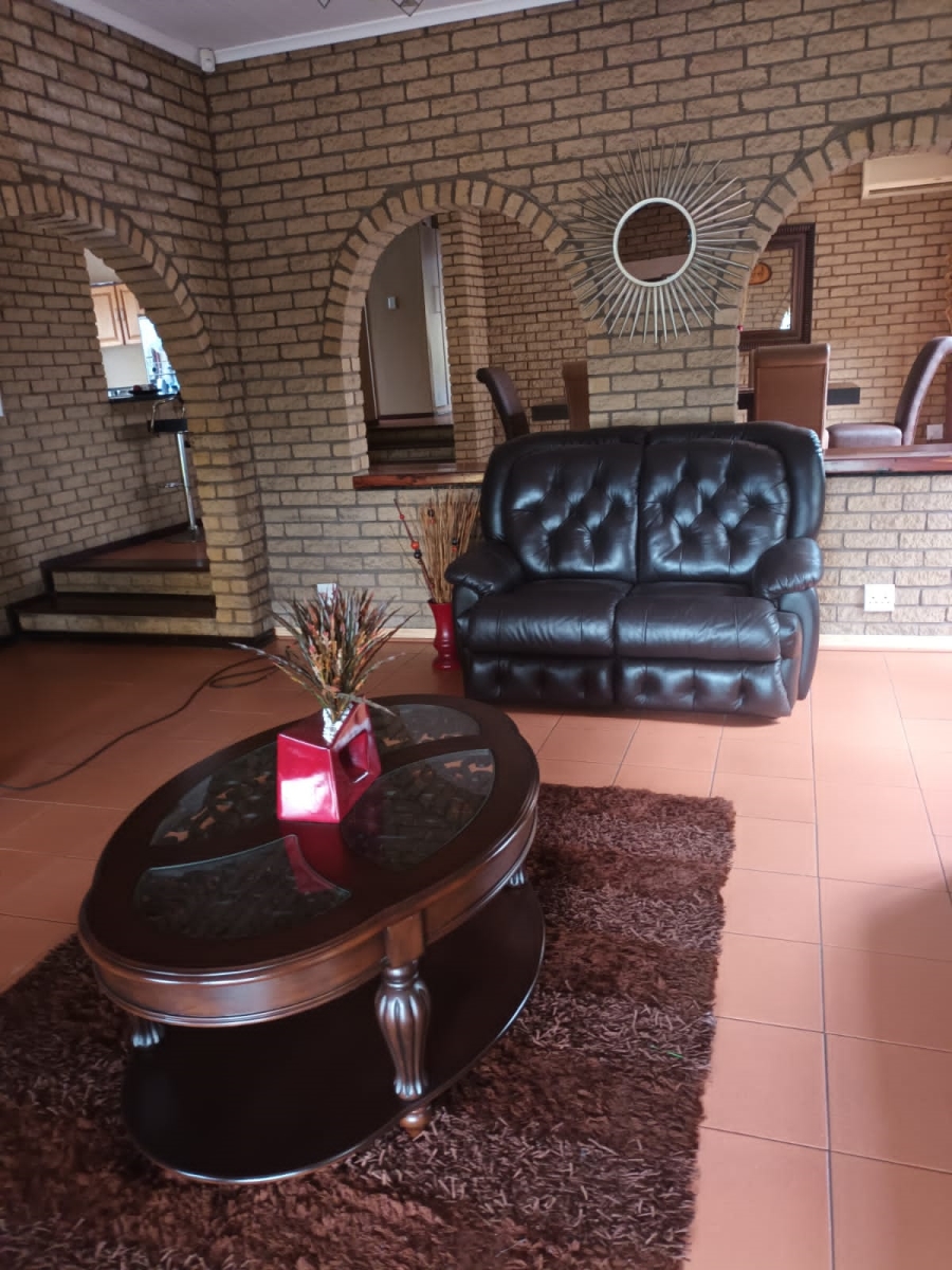 4 Bedroom Property for Sale in Bluff KwaZulu-Natal