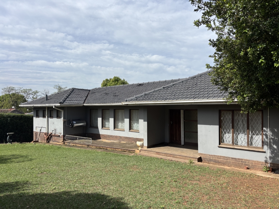 4 Bedroom Property for Sale in Scottsville KwaZulu-Natal