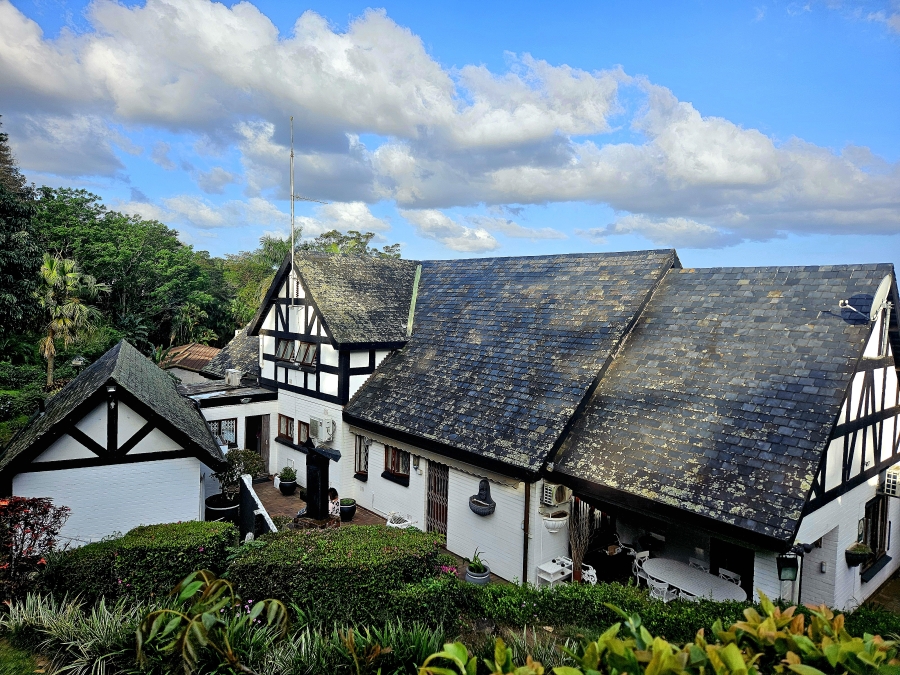 4 Bedroom Property for Sale in Cowies Hill KwaZulu-Natal