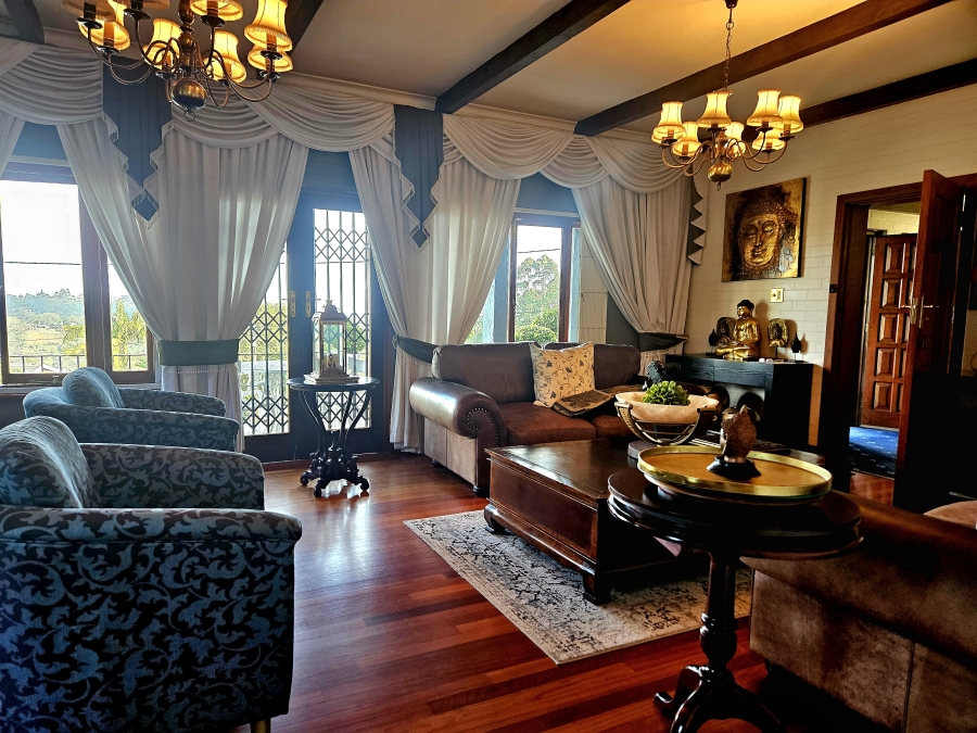 4 Bedroom Property for Sale in Cowies Hill KwaZulu-Natal