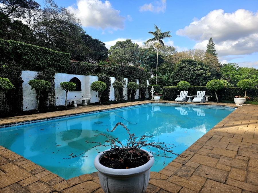 4 Bedroom Property for Sale in Cowies Hill KwaZulu-Natal