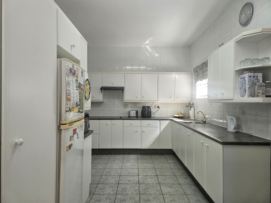 4 Bedroom Property for Sale in Westville Central KwaZulu-Natal