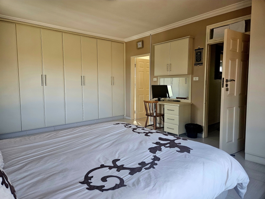 4 Bedroom Property for Sale in Westville Central KwaZulu-Natal