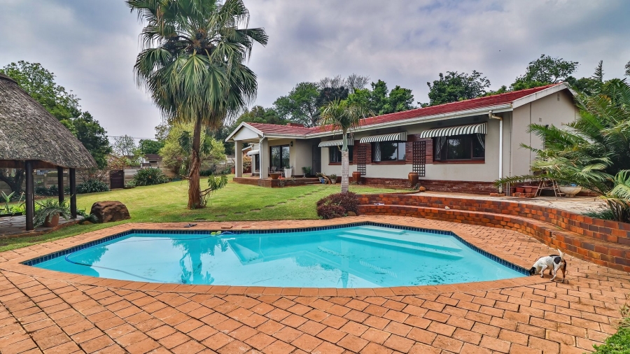 4 Bedroom Property for Sale in Epworth KwaZulu-Natal