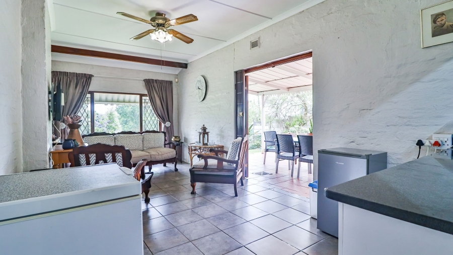 4 Bedroom Property for Sale in Epworth KwaZulu-Natal