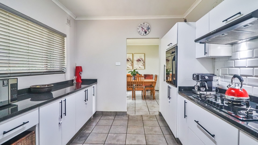 4 Bedroom Property for Sale in Epworth KwaZulu-Natal