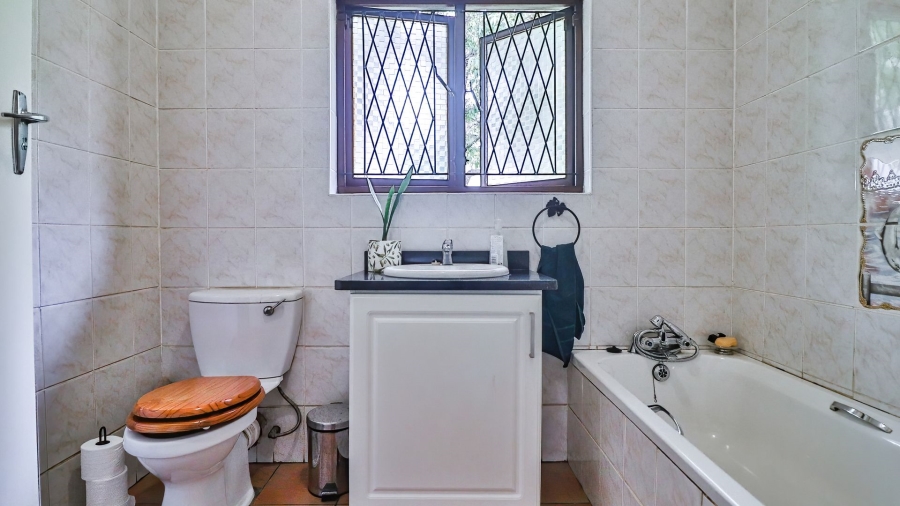 4 Bedroom Property for Sale in Epworth KwaZulu-Natal