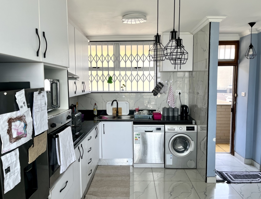 2 Bedroom Property for Sale in Ballito Central KwaZulu-Natal