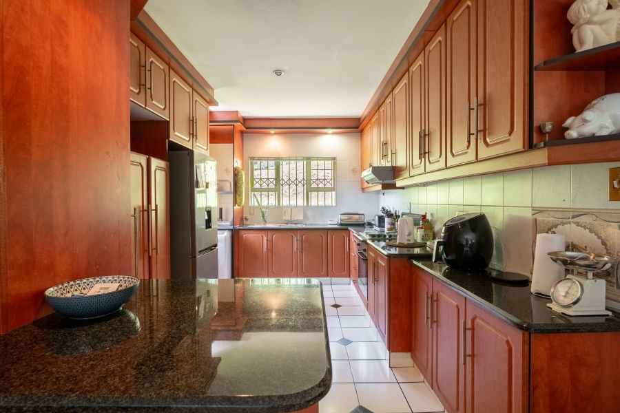 3 Bedroom Property for Sale in Amanzimtoti KwaZulu-Natal