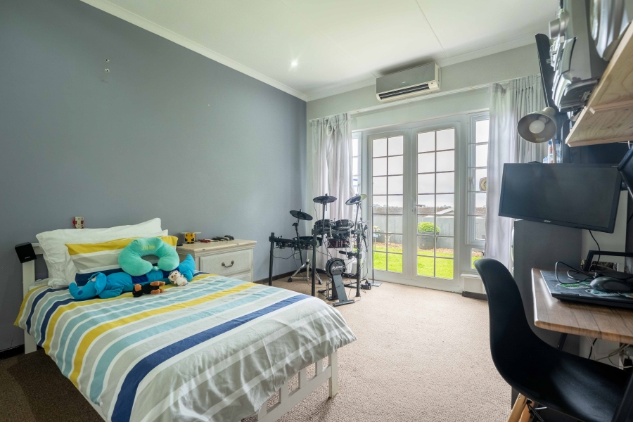 4 Bedroom Property for Sale in Clifton Park KwaZulu-Natal