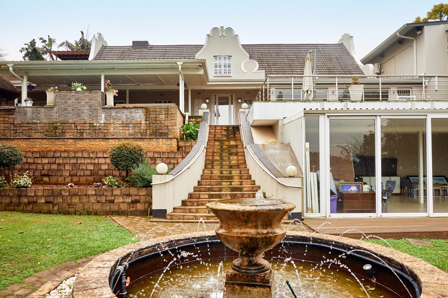 6 Bedroom Property for Sale in Chase Valley KwaZulu-Natal