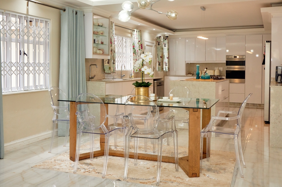 6 Bedroom Property for Sale in Chase Valley KwaZulu-Natal