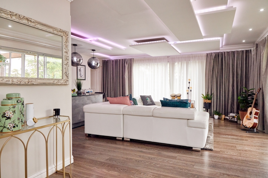 6 Bedroom Property for Sale in Chase Valley KwaZulu-Natal