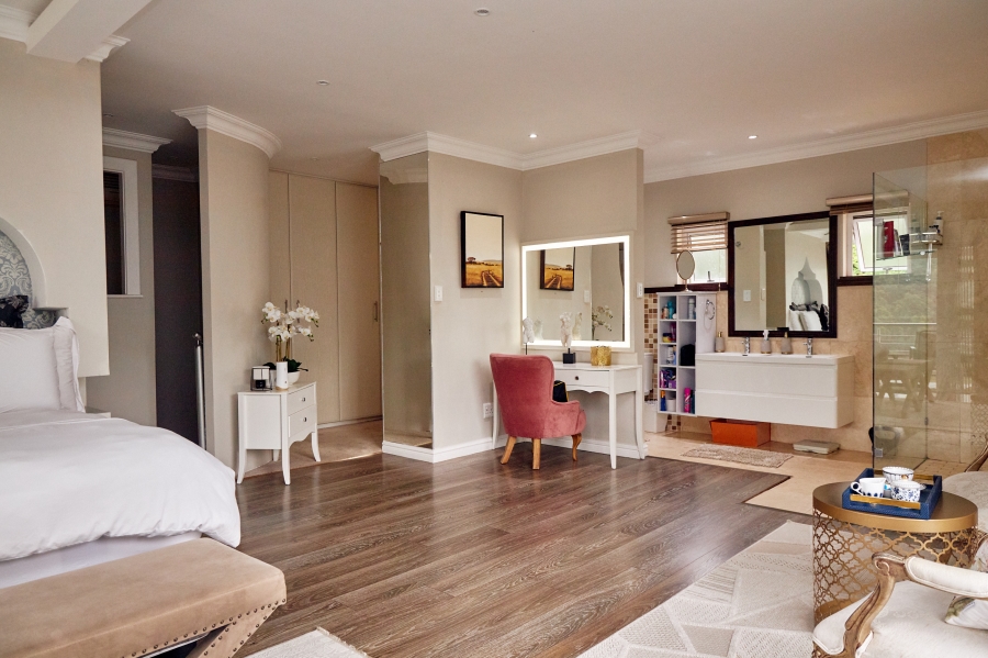 6 Bedroom Property for Sale in Chase Valley KwaZulu-Natal