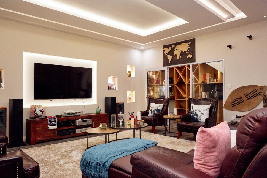 6 Bedroom Property for Sale in Chase Valley KwaZulu-Natal