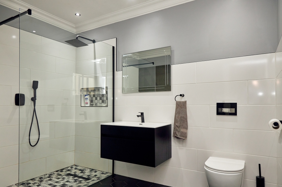 6 Bedroom Property for Sale in Chase Valley KwaZulu-Natal