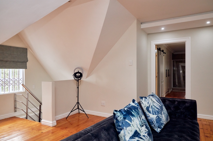 6 Bedroom Property for Sale in Chase Valley KwaZulu-Natal