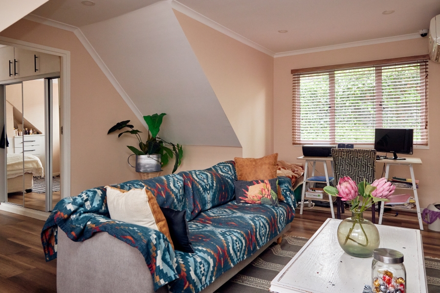 6 Bedroom Property for Sale in Chase Valley KwaZulu-Natal