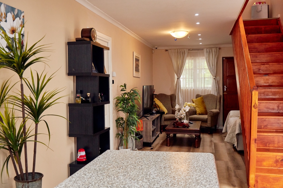 6 Bedroom Property for Sale in Chase Valley KwaZulu-Natal