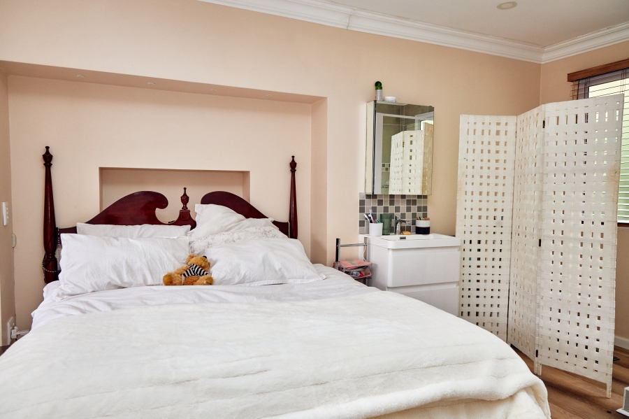 6 Bedroom Property for Sale in Chase Valley KwaZulu-Natal