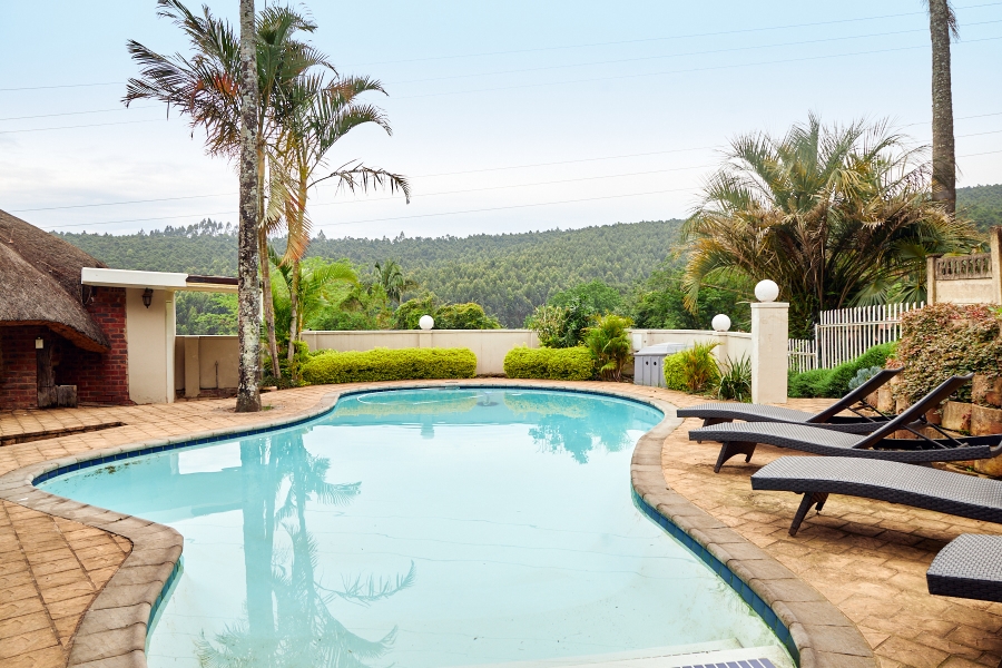 6 Bedroom Property for Sale in Chase Valley KwaZulu-Natal