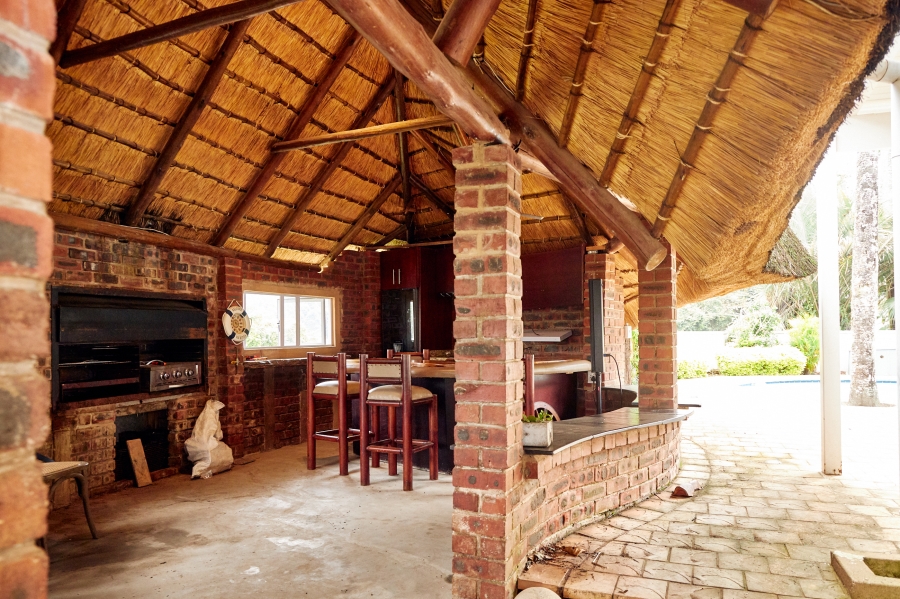 6 Bedroom Property for Sale in Chase Valley KwaZulu-Natal