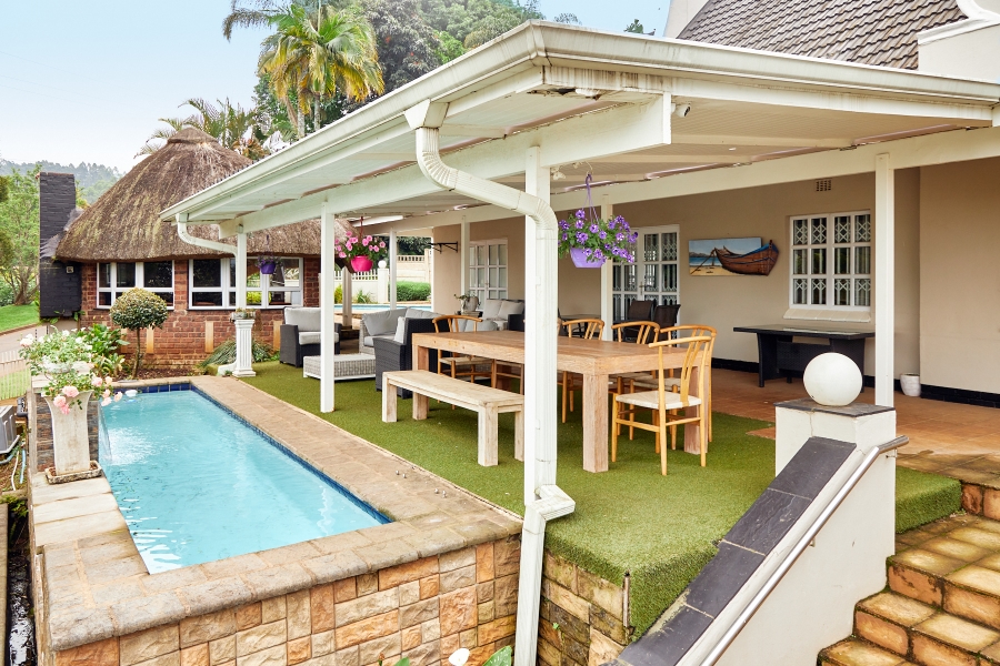 6 Bedroom Property for Sale in Chase Valley KwaZulu-Natal