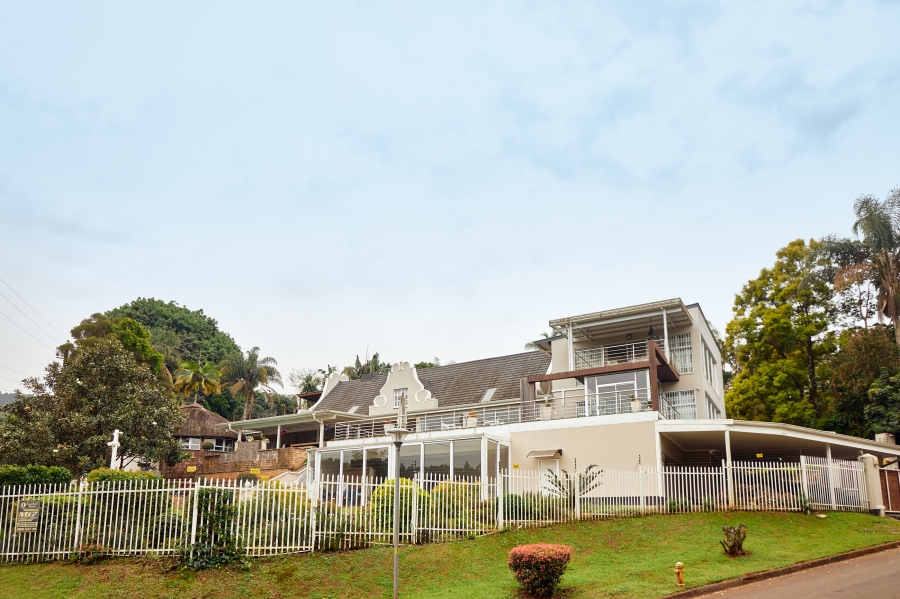 6 Bedroom Property for Sale in Chase Valley KwaZulu-Natal