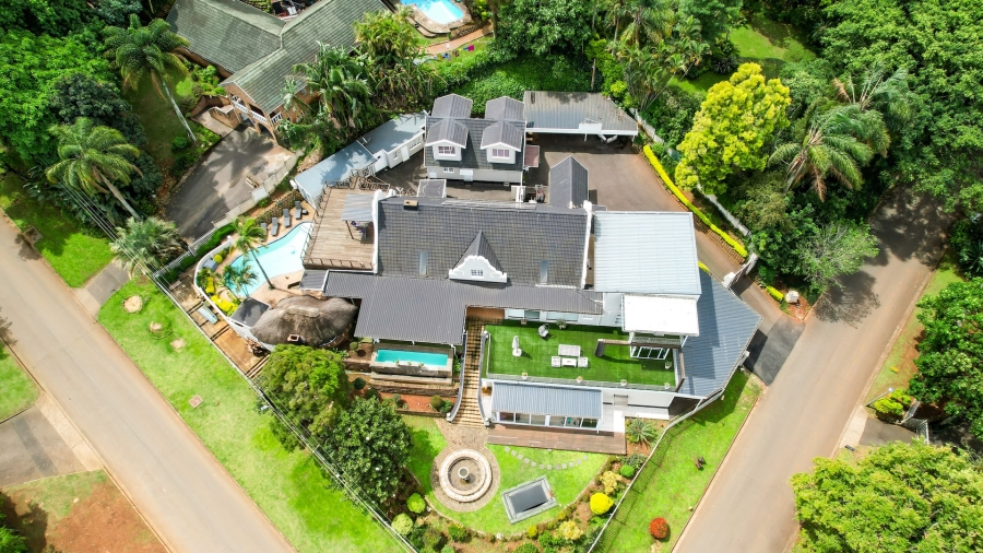 6 Bedroom Property for Sale in Chase Valley KwaZulu-Natal