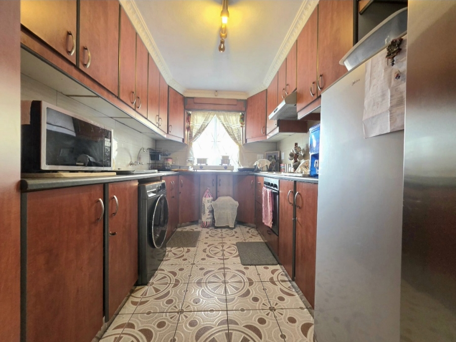 3 Bedroom Property for Sale in Lotus Park KwaZulu-Natal