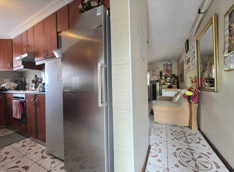 3 Bedroom Property for Sale in Lotus Park KwaZulu-Natal