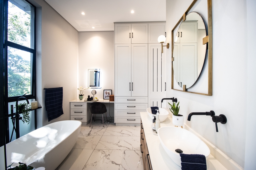 5 Bedroom Property for Sale in Sheffield Beach KwaZulu-Natal